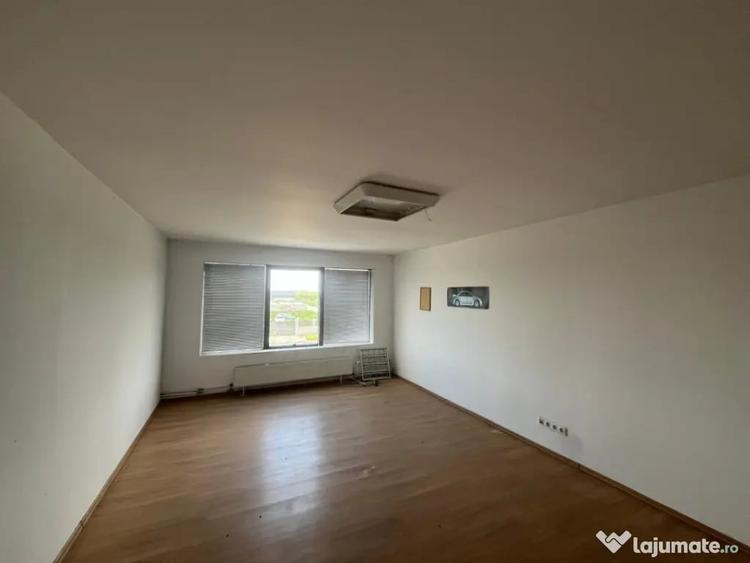 Spațiu comercial, de 564 mp, în Central