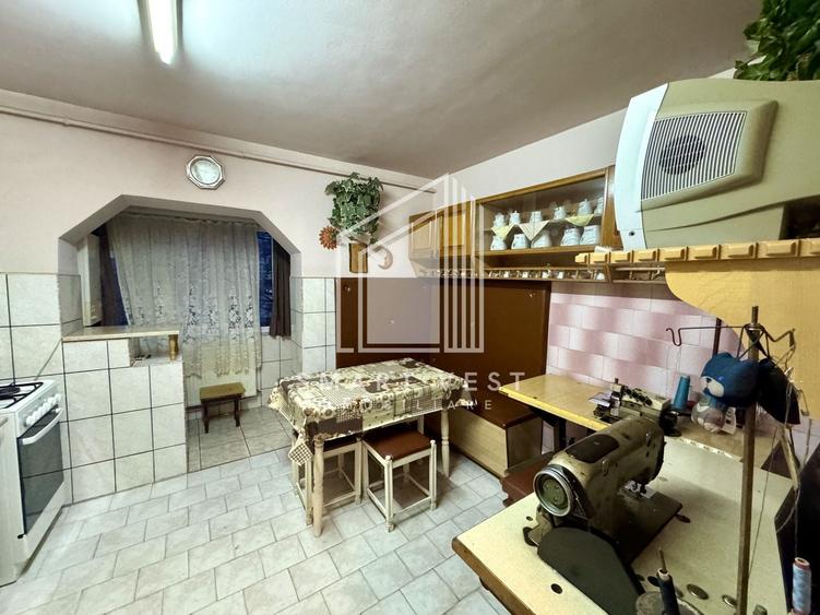 Apartament cu 2 camere decomandat în Micro 17