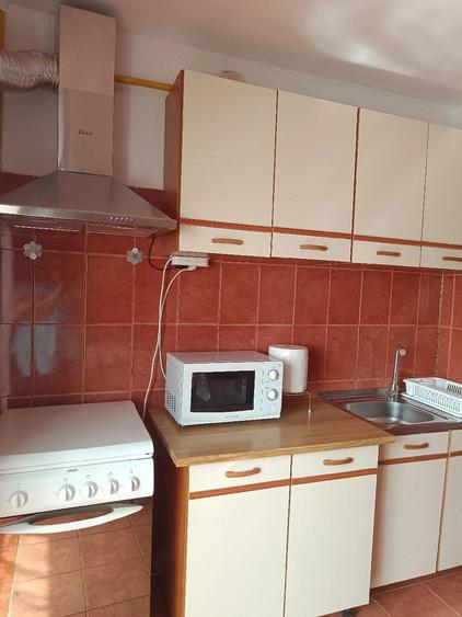inchiriez apartament 2 camere, etaj3 4, - 2