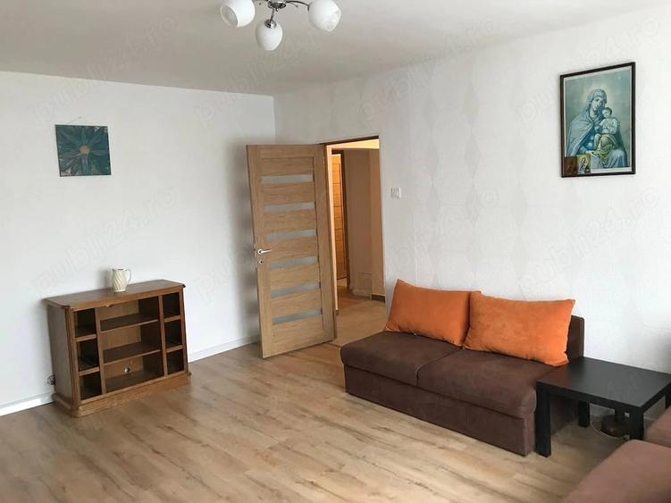 Apartament cu 3 camere decomandat în Rahova