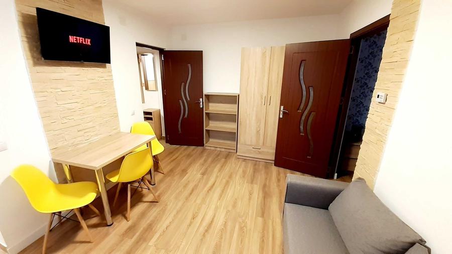Apartament cu 2 camere nedecomandat în Central