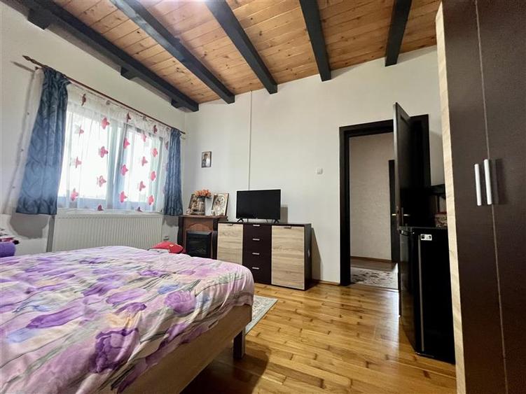 Casă individuală cu 3 camere cu Canalizare în Lunca Cetățuii