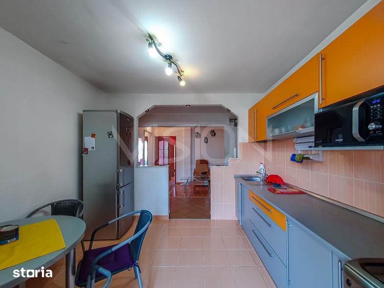 Apartament cu 3 camere decomandat în Mărăști