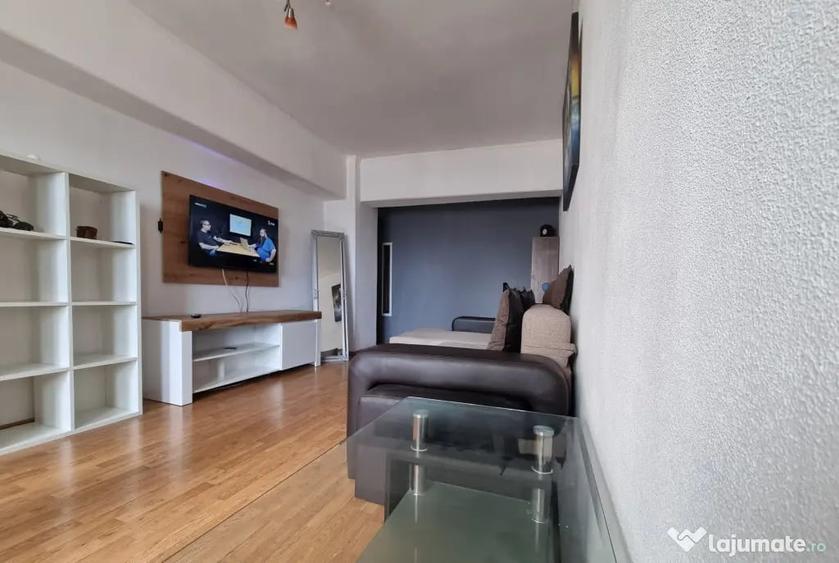 Apartament cu 2 camere nedecomandat în Ultracentral