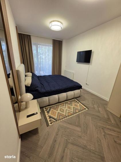 Apartament cu 3 camere decomandat în Exterior Vest