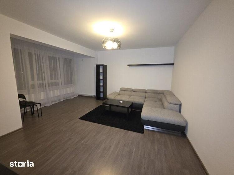 Apartament cu 2 camere decomandat în Titan