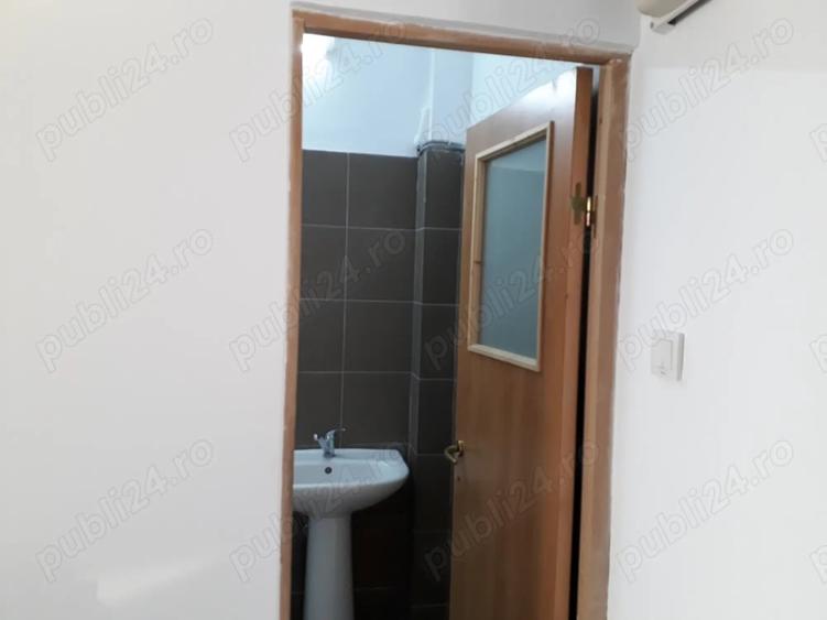 Spațiu comercial, de 60 mp, în Abator