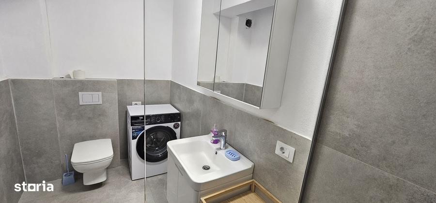 Apartament cu 3 camere decomandat în Vest