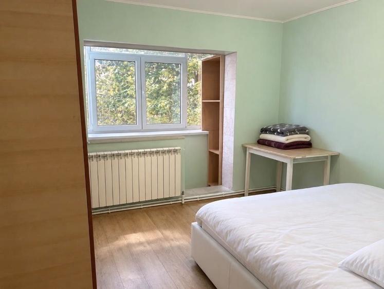 Apartament cu 3 camere decomandat în Gorjului