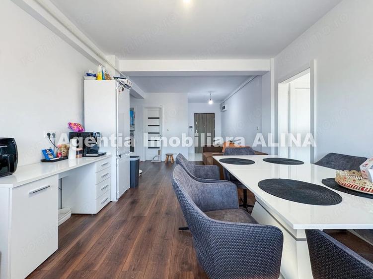Apartament cu 2 camere decomandat în 22 Decembrie