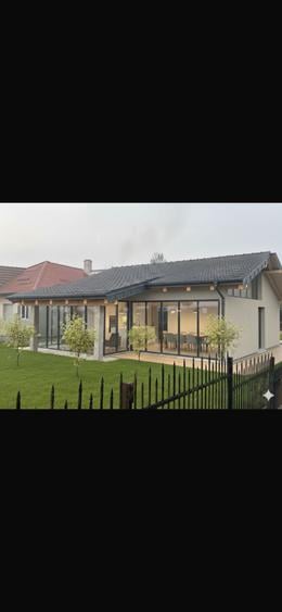 Casă cu 2 camere în Central