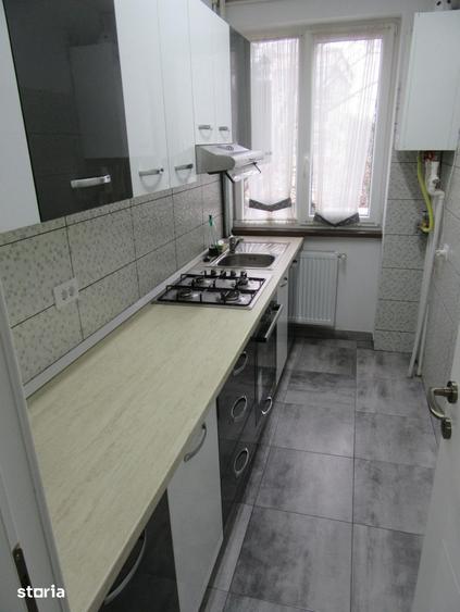 Apartament cu 3 camere decomandat, mobilat în Nord
