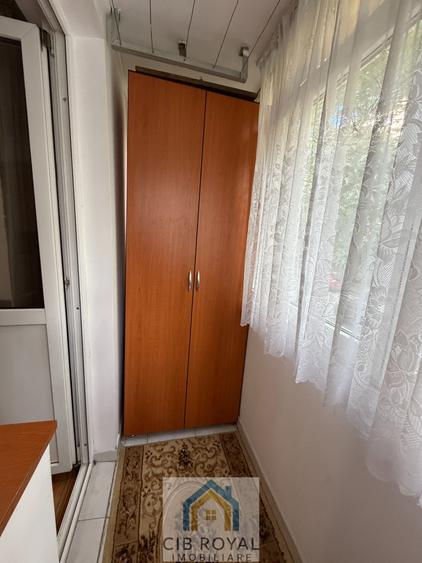 Apartament cu 2 camere decomandat în Lacul Tei