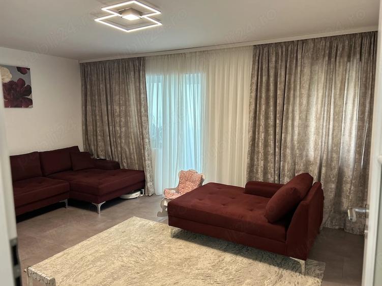 Apartament cu 3 camere decomandat în Steaua