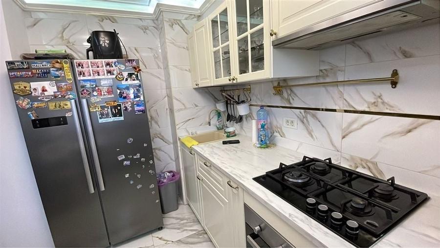 Apartament cu 3 camere decomandat în Doamna Ghica