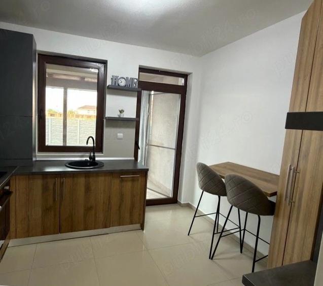 Casă cu 3 camere cu Canalizare în Giroc
