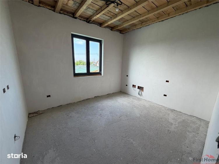 Casă cu 4 camere în Vânători