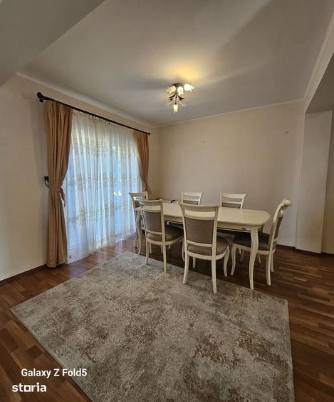 Casă cu 4 camere decomandat cu Teren 300 Mp în Europa