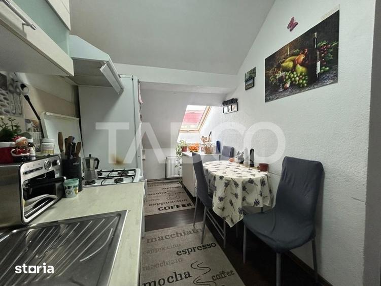 Apartament de vanzare cu 2 camere in bloc cu curte zona Turnisor - 9