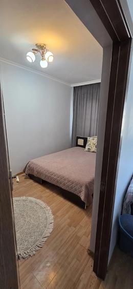 Apartament cu 2 camere decomandat în Barcea