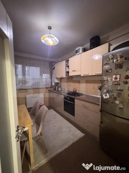 Apartament cu 3 camere decomandat, mobilat în George Enescu