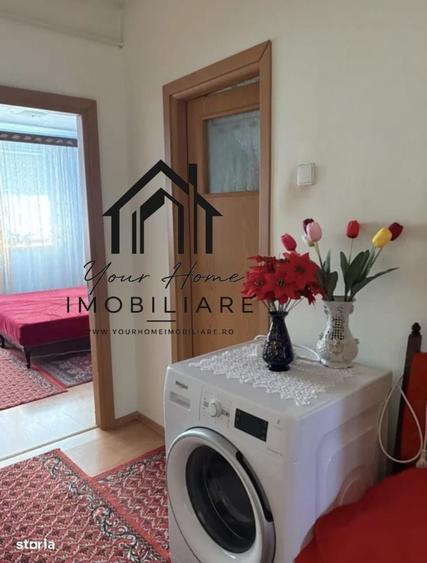 Apartament cu 3 camere semidecomandat în Central