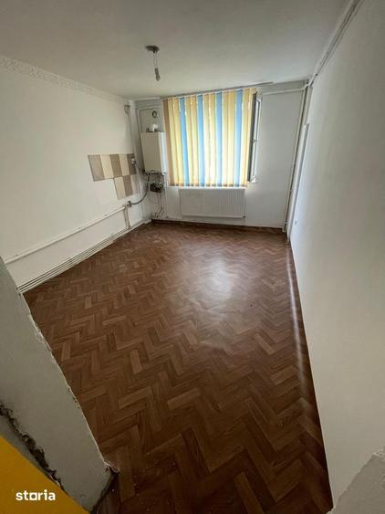 Garsonieră în Micro 19