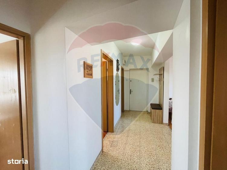 Apartament cu 3 camere în Turnișor