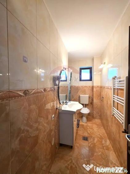 Casă cu 4 camere cu Teren 680 Mp în Spătaru