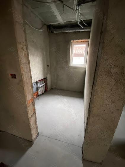 Casă cu 5 camere cu Teren 284 Mp în Ghiroda