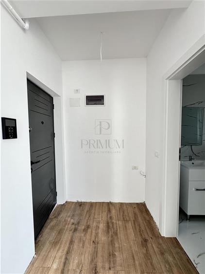 Apartament cu 2 camere semidecomandat în Giroc