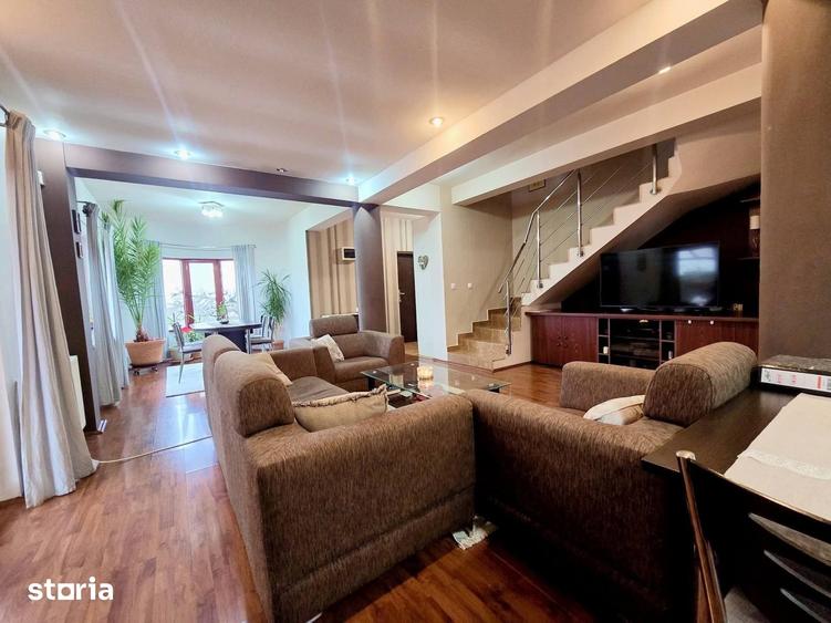 Casă cu 4 camere cu Teren 370 Mp în Dobroești