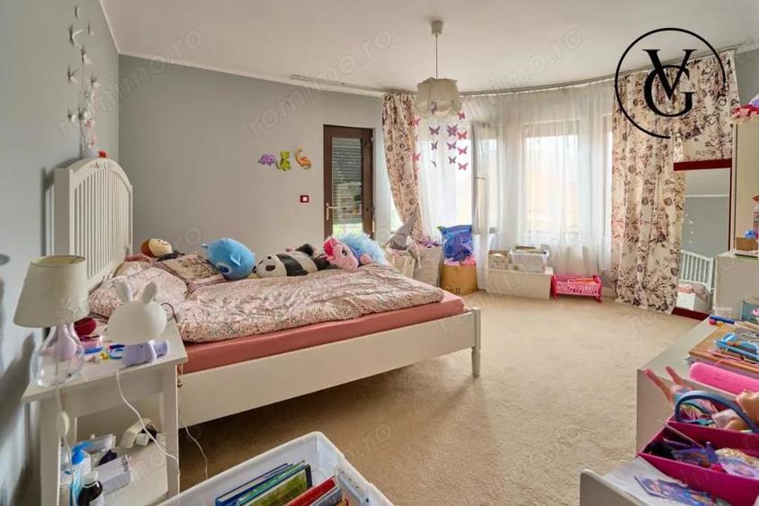 Casă cu Teren 236 Mp în Nord