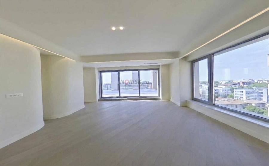 Apartament cu 5 camere circular în Pipera