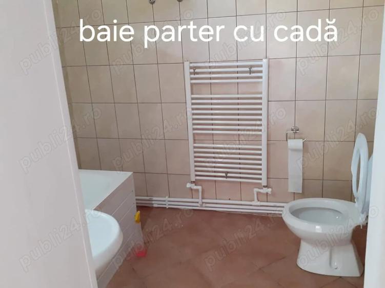 Casă cu 5 camere cu Teren 872 Mp în Humulești