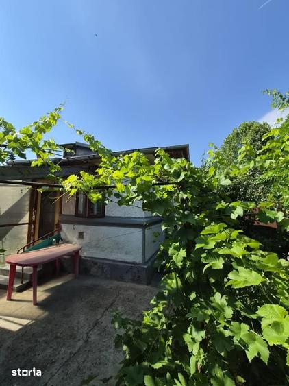 Teren de 360 mp, în Dămăroaia