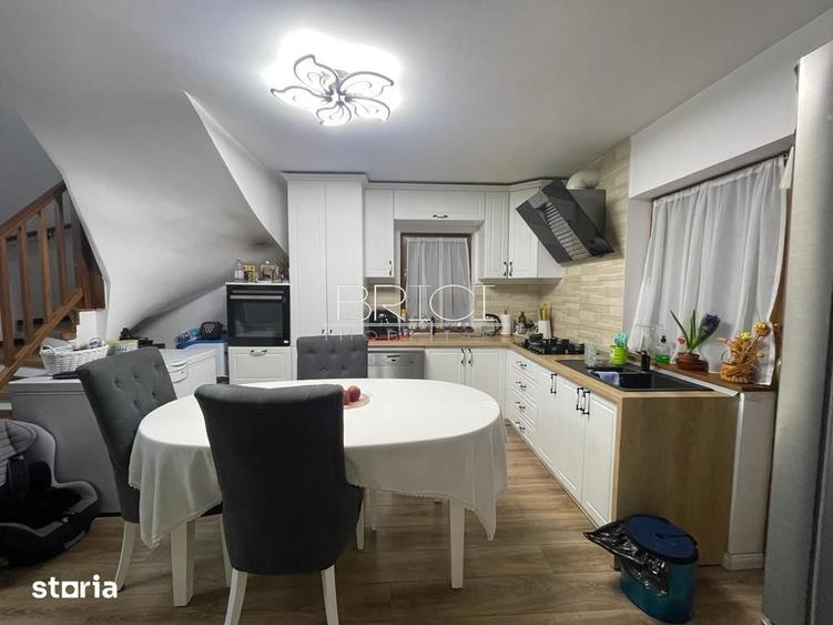 Casă cu 4 camere cu Teren 500 Mp în Cristian