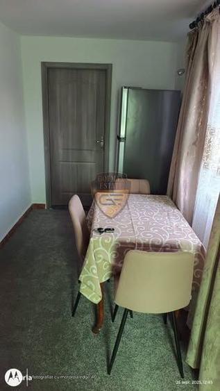 Casă cu 3 camere semidecomandat cu Teren 50 Mp în Brătianu