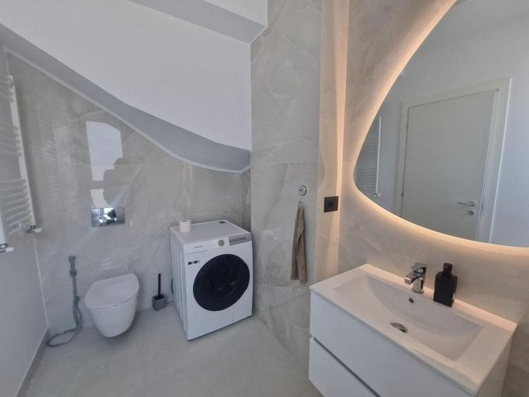 Duplex cu 5 camere cu Canalizare în Pipera