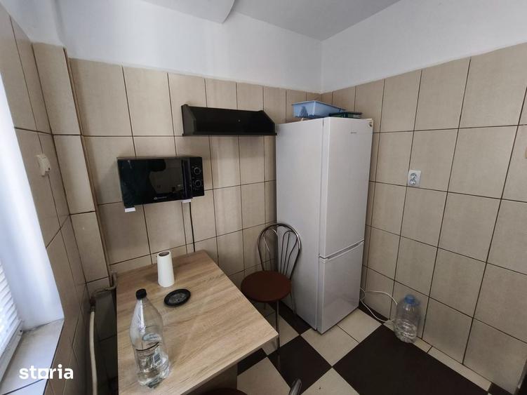 Garsonieră decomandată în Drumul Taberei