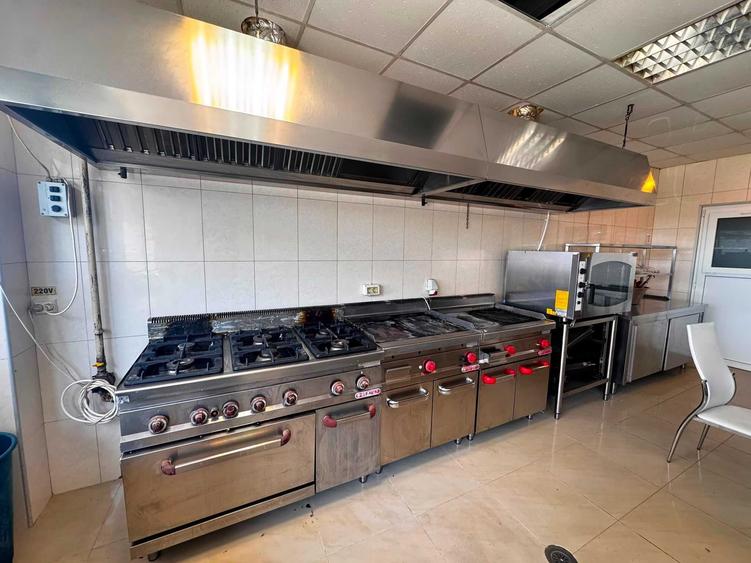 Spațiu comercial, de 430 mp, în Central