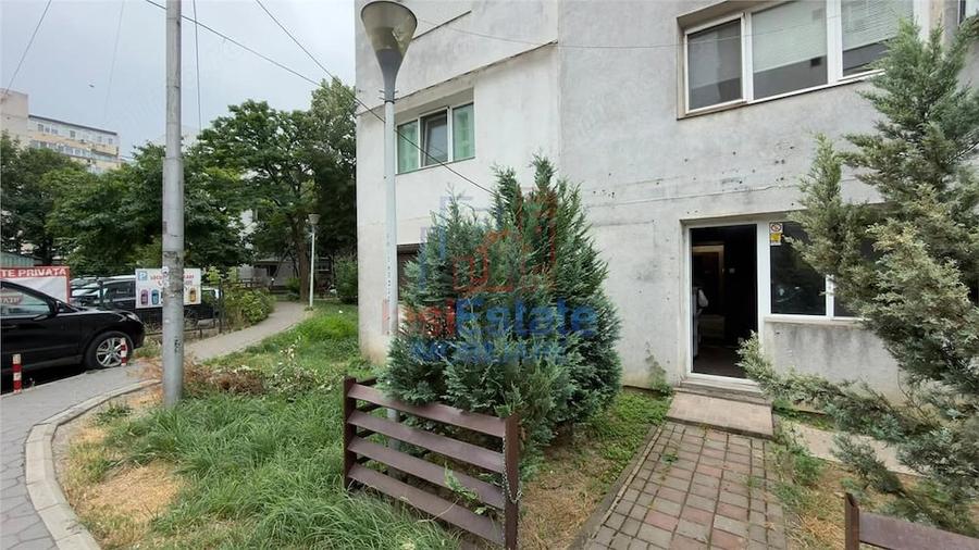 Spațiu comercial, de 48 mp, în Filiași