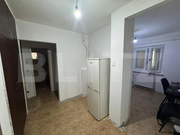 Apartament cu 2 camere decomandat, mobilat în Rovine