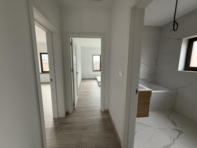 Duplex cu 3 camere cu Teren 300 Mp în Calea Urseni