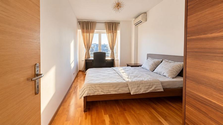 Apartament cu 3 camere, mobilat în Dristor