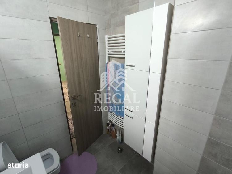 Apartament cu 2 camere semidecomandat în Micro 4