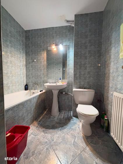 Apartament cu 3 camere decomandat în Ultracentral