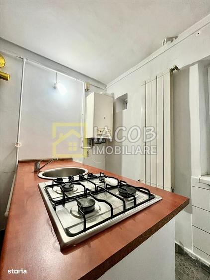 Apartament decomandat, 2 camere, etaj 3, str. Milcov , Bacau - 13