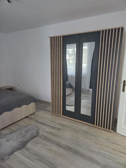 Apartament cu 2 camere semidecomandat în Florești