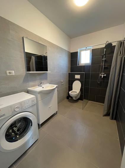 Apartament cu 3 camere în Moșnița Veche